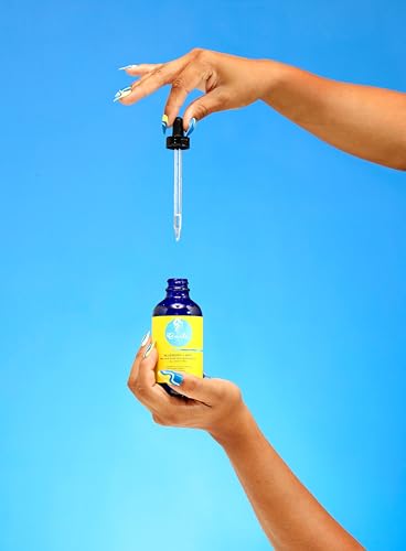 Curls Blueberry Bliss Blueberry & Mint Hair and Scalp Strengthening Oil - 4 oz, Root-Penetrating Hair Oil with Turmeric, Rosemary & Pumpkin Seed Oil, Hair and Scalp Treatment Oil, All Hair Types