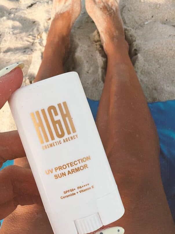 Sun Armor SPF 50 Facial Sunscreen Stick | Broad-Spectrum UVA & UVB Protection | Invisible Finish, Easy Touch-Ups | Vitamin E + Ceramides for Firm, Smooth Skin | Travel-Friendly SPF, HCA