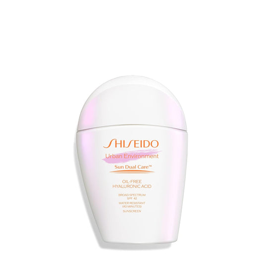 Shiseido Urban Environment Oil-Free Sunscreen SPF 42 - Protects, Hydrates, Mattifies & Works as Face Primer - Water Resistant for 40 Minutes - Non-Comedogenic